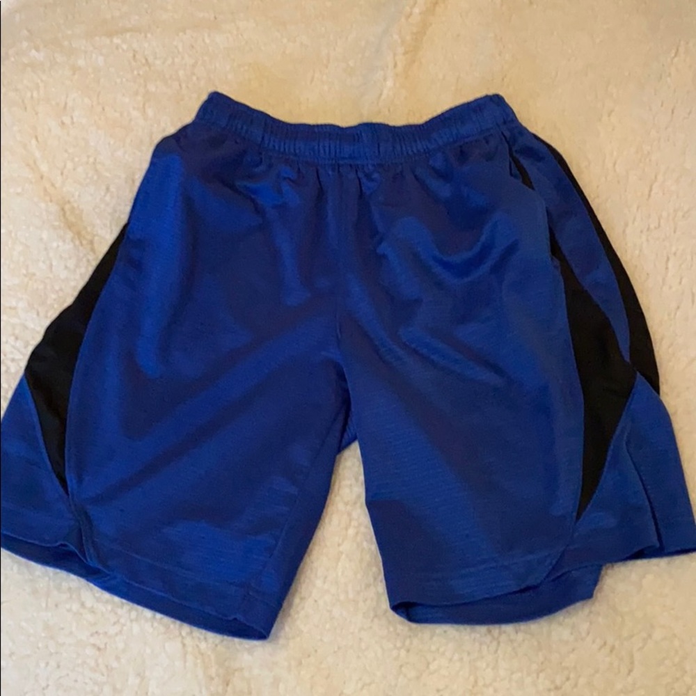 Nike basketball shorts, boys size M.